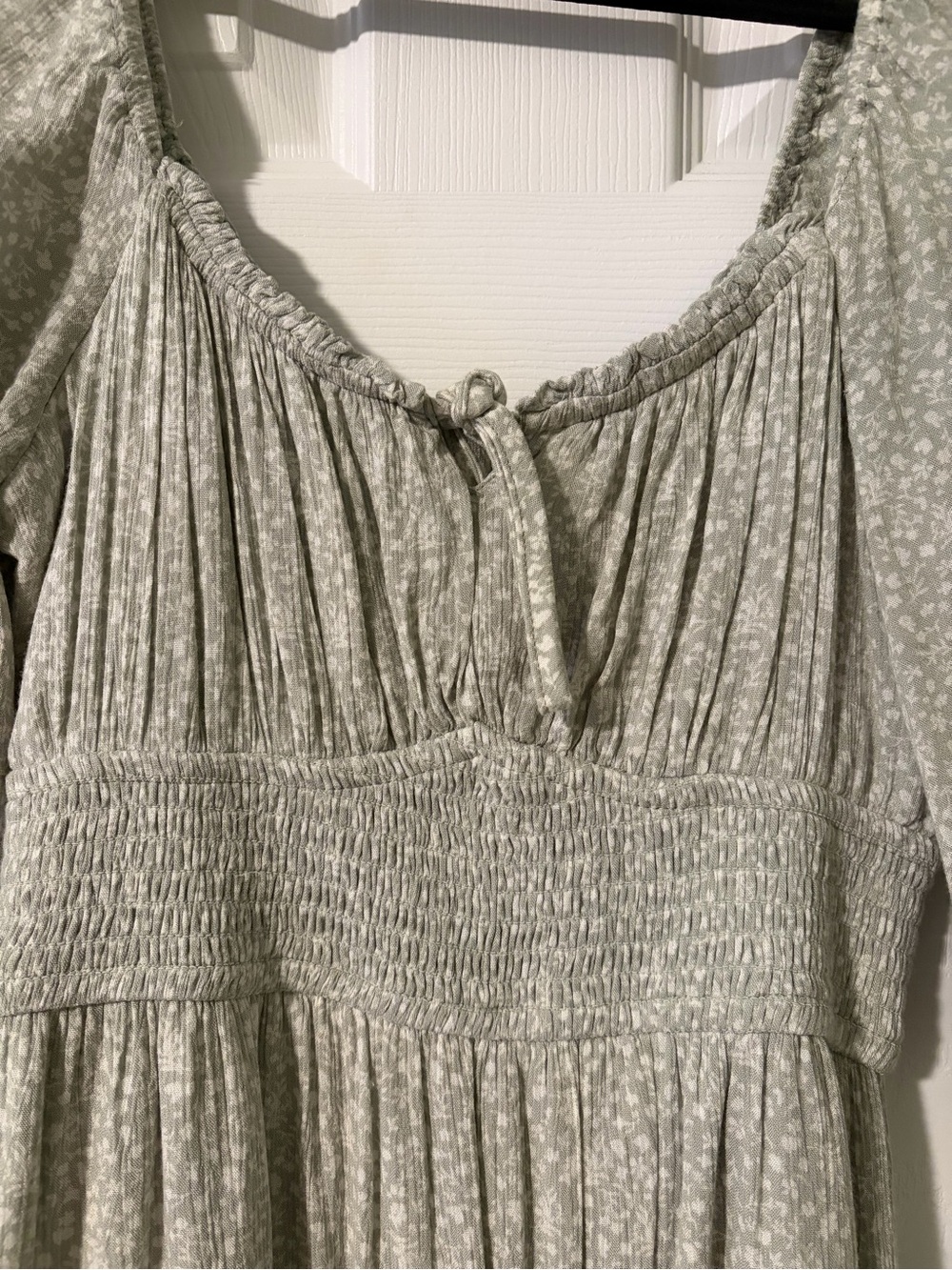 Hollister Sage Green Smocked Waist Midi Dress - Picture 5 of 5